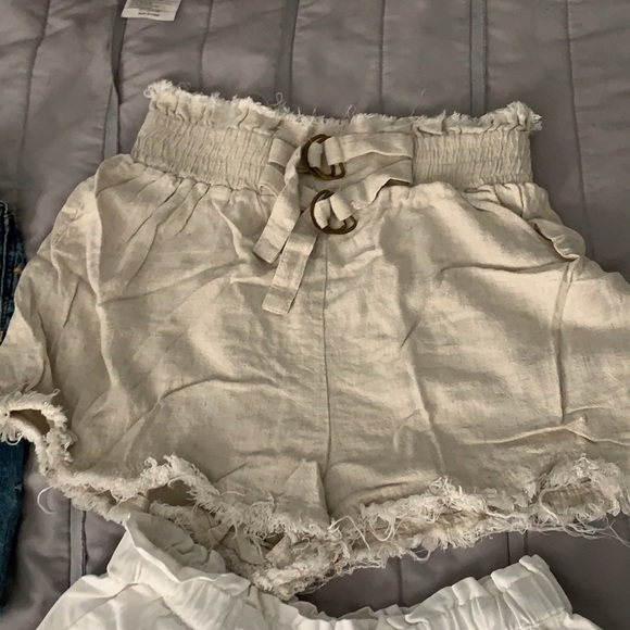 bundle of shorts - Picture 3 of 5